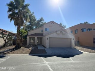 6041 N Reliance Drive, Tucson, AZ 85704