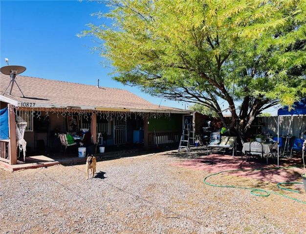 10877 Chamberlaine Way, Adelanto, CA 92301
