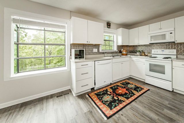 199 Pine Hill Estates Rd., Higden, AR 72067