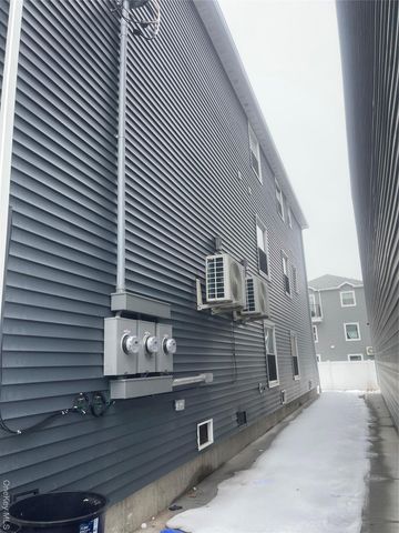 157 Beach 25th LL, Far Rockaway, NY 11691