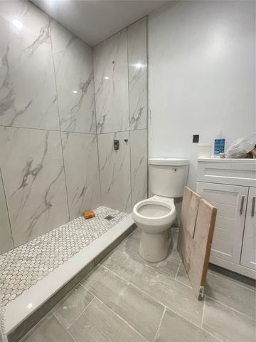 157 Beach 25th LL, Far Rockaway, NY 11691