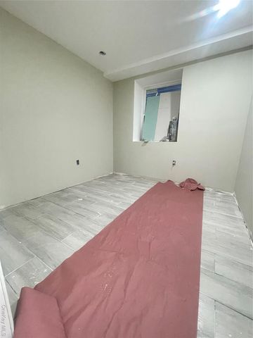 157 Beach 25th LL, Far Rockaway, NY 11691