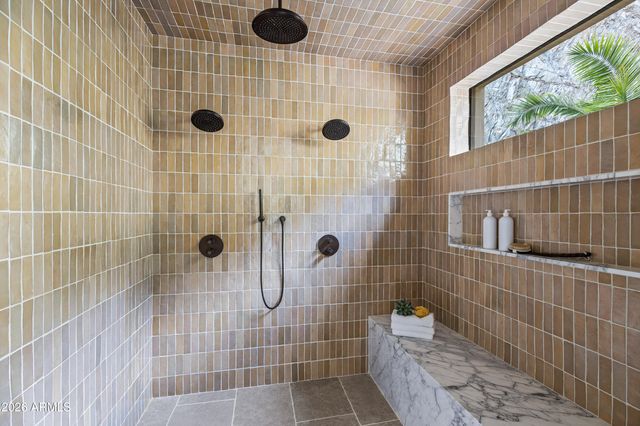 4536 E FOOTHILL Drive, Paradise Valley, AZ 85253