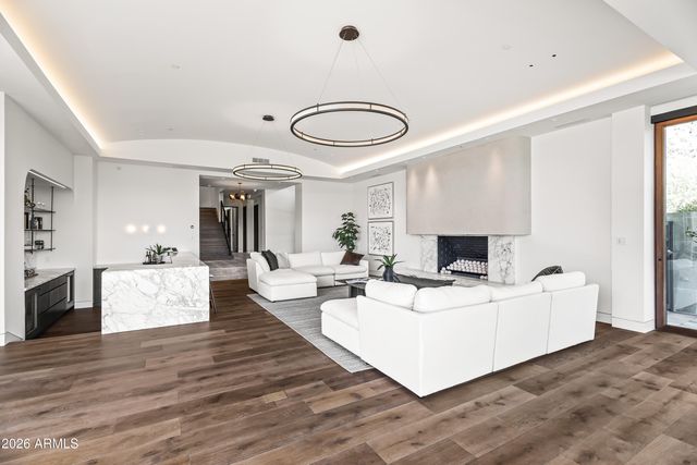 4536 E FOOTHILL Drive, Paradise Valley, AZ 85253