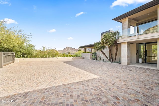 4536 E FOOTHILL Drive, Paradise Valley, AZ 85253
