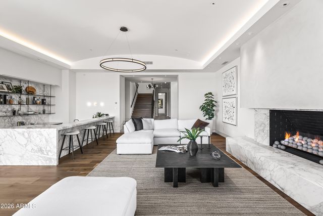 4536 E FOOTHILL Drive, Paradise Valley, AZ 85253