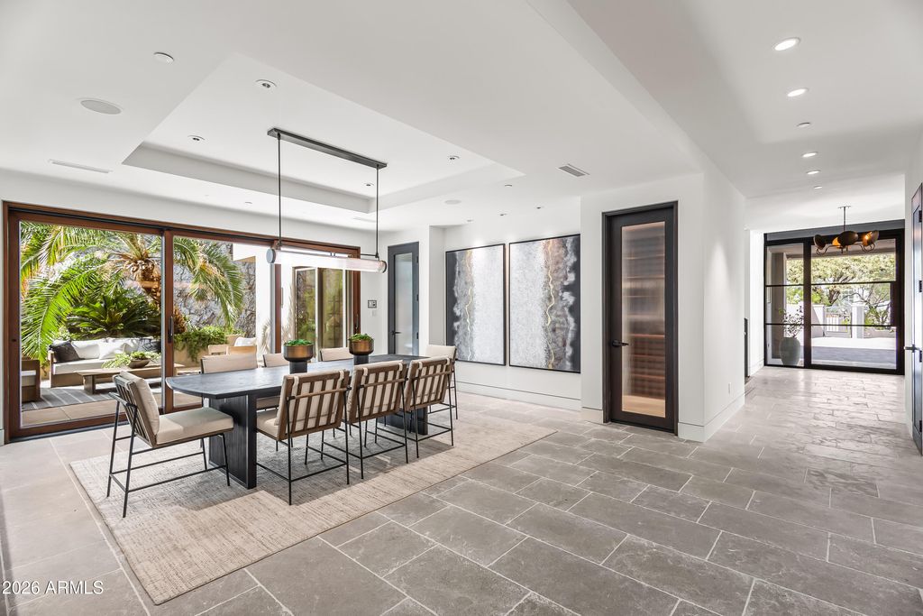 Image 11 of property listing at 4536 E FOOTHILL Drive, Paradise Valley, AZ 85253