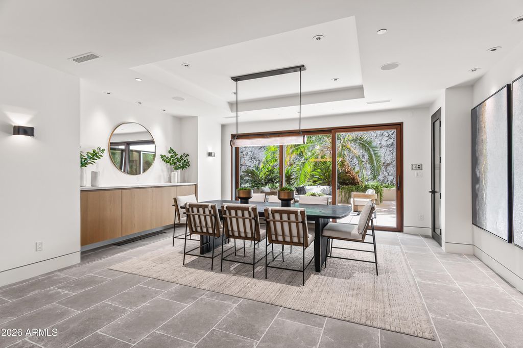 Image 12 of property listing at 4536 E FOOTHILL Drive, Paradise Valley, AZ 85253