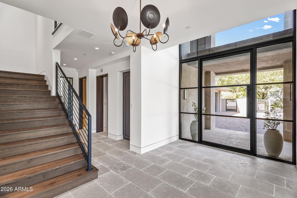 Image 2 of property listing at 4536 E FOOTHILL Drive, Paradise Valley, AZ 85253