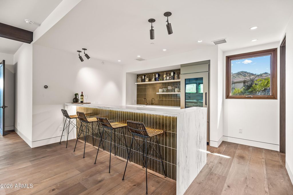 Image 37 of property listing at 4536 E FOOTHILL Drive, Paradise Valley, AZ 85253
