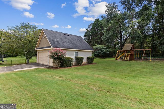 1104 Brookfield Drive SE, Conyers, GA 30013
