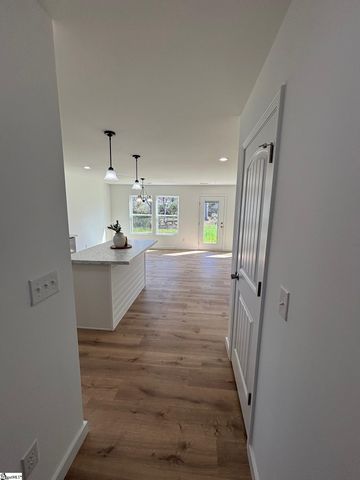 309 S Lee Street, Chesnee, SC 29323