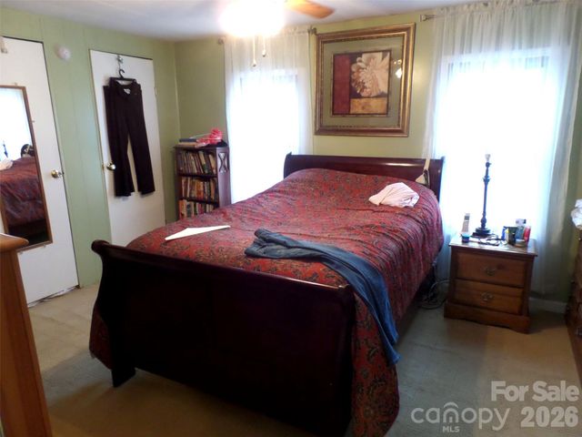3333 Hunawill Street 2, Claremont, NC 28610