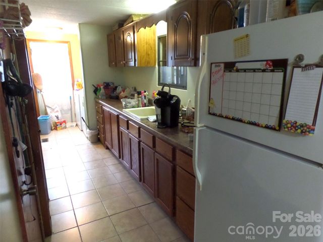 3333 Hunawill Street 2, Claremont, NC 28610