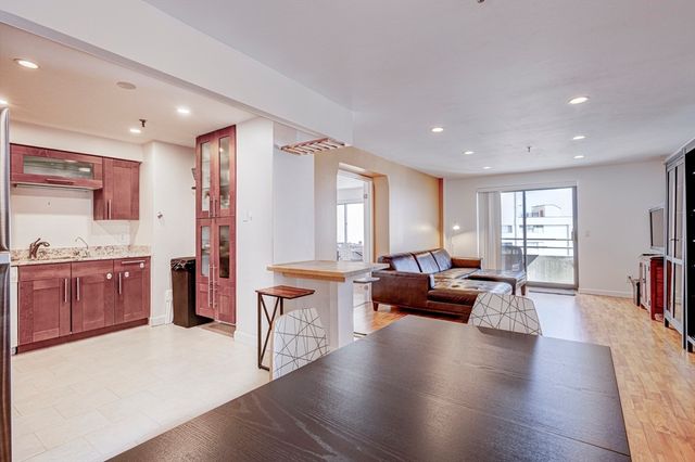 376 Ocean Ave 1002, Revere, MA 02151