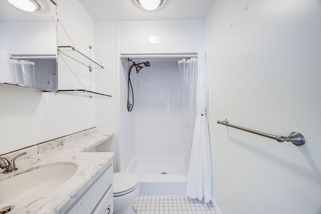 376 Ocean Ave 1002, Revere, MA 02151