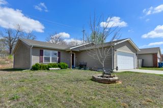 158 Echo Valley Circle, Reeds Spring, MO 65737