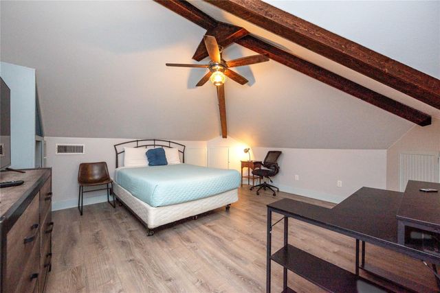 4301 Avenue O, Galveston, TX 77550