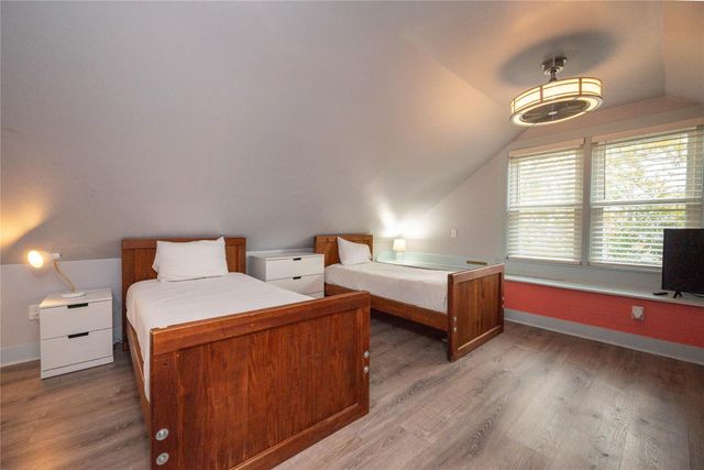 4301 Avenue O, Galveston, TX 77550