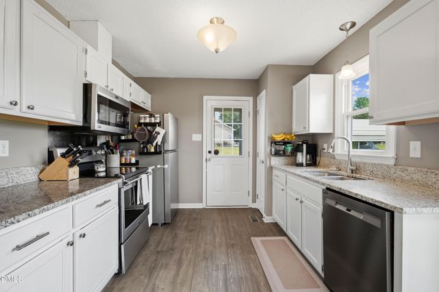101 Stephenson Road, Benson, NC 27504