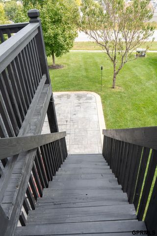 7823 N 156th Avenue, Bennington, NE 68007