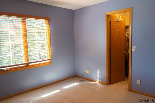 7823 N 156th Avenue, Bennington, NE 68007