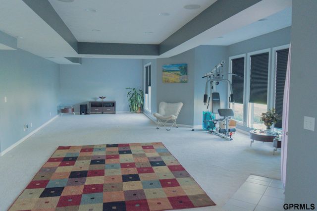 7823 N 156th Avenue, Bennington, NE 68007