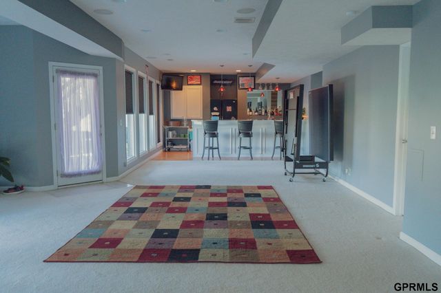 7823 N 156th Avenue, Bennington, NE 68007