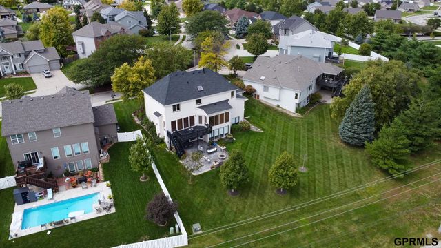 7823 N 156th Avenue, Bennington, NE 68007