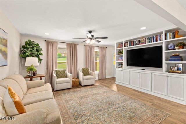 2012 Northwood Drive, Johnson City, TN 37601