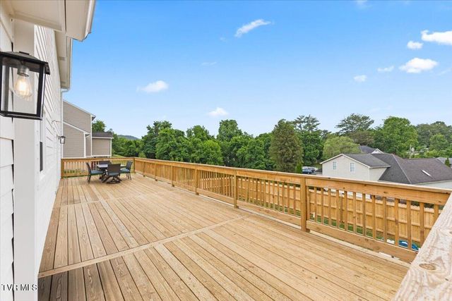 2012 Northwood Drive, Johnson City, TN 37601