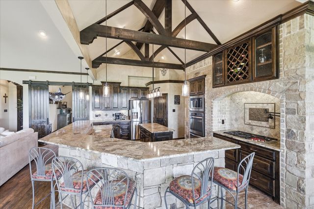 160 Vista Ridge Drive N, Decatur, TX 76234