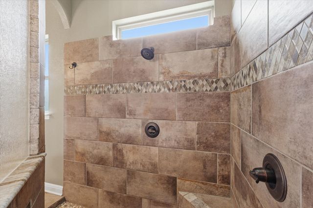 160 Vista Ridge Drive N, Decatur, TX 76234