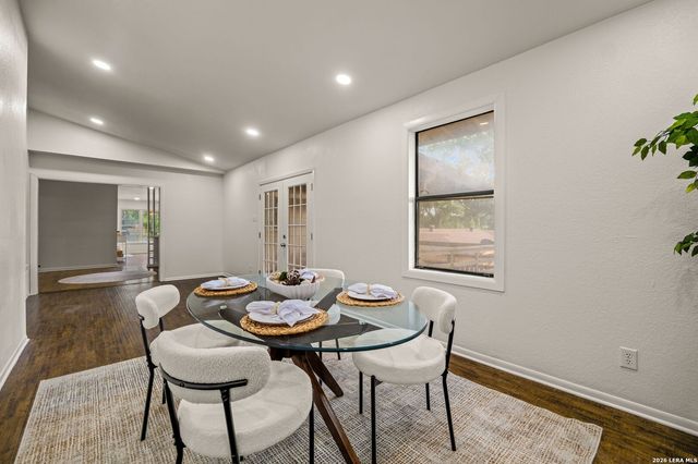 443 Westhill PL, San Antonio, TX 78201