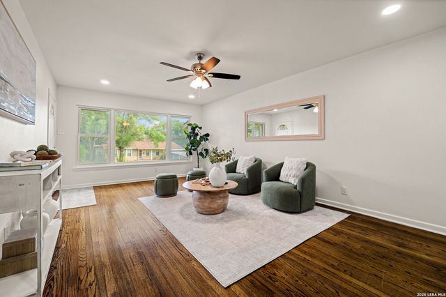 443 Westhill PL, San Antonio, TX 78201