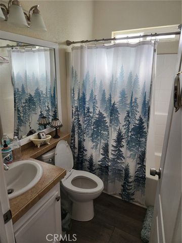 1616 Oro Dam 27, Oroville, CA 95965