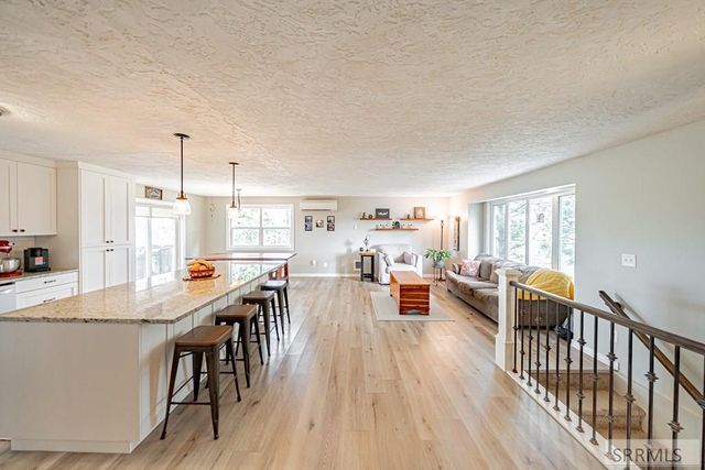 1036 N 1100 E, Shelley, ID 83274