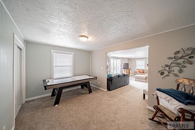 1036 N 1100 E, Shelley, ID 83274