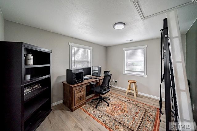 1036 N 1100 E, Shelley, ID 83274