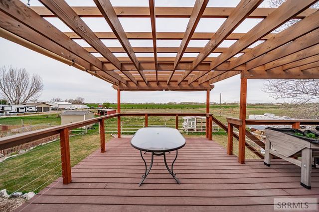 1036 N 1100 E, Shelley, ID 83274