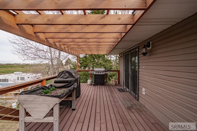 1036 N 1100 E, Shelley, ID 83274