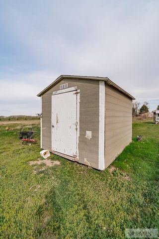 1036 N 1100 E, Shelley, ID 83274