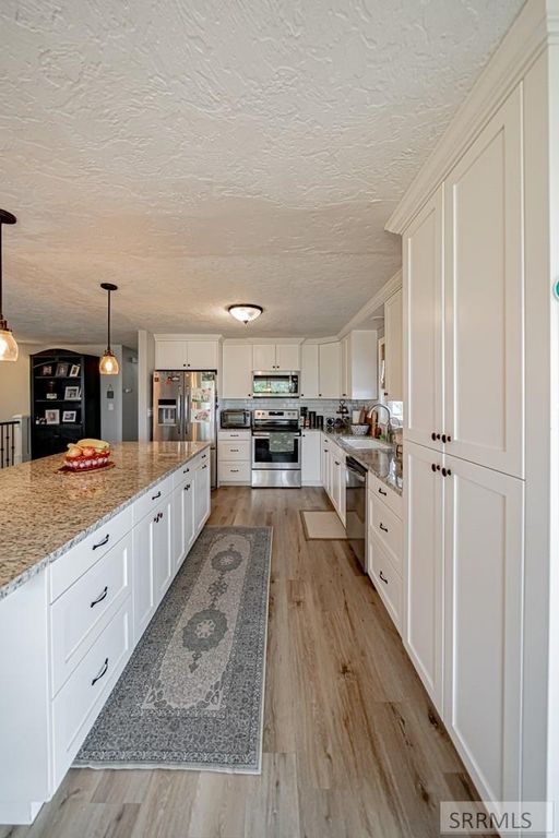 Image 24 of property listing at 1036 N 1100 E, Shelley, ID 83274