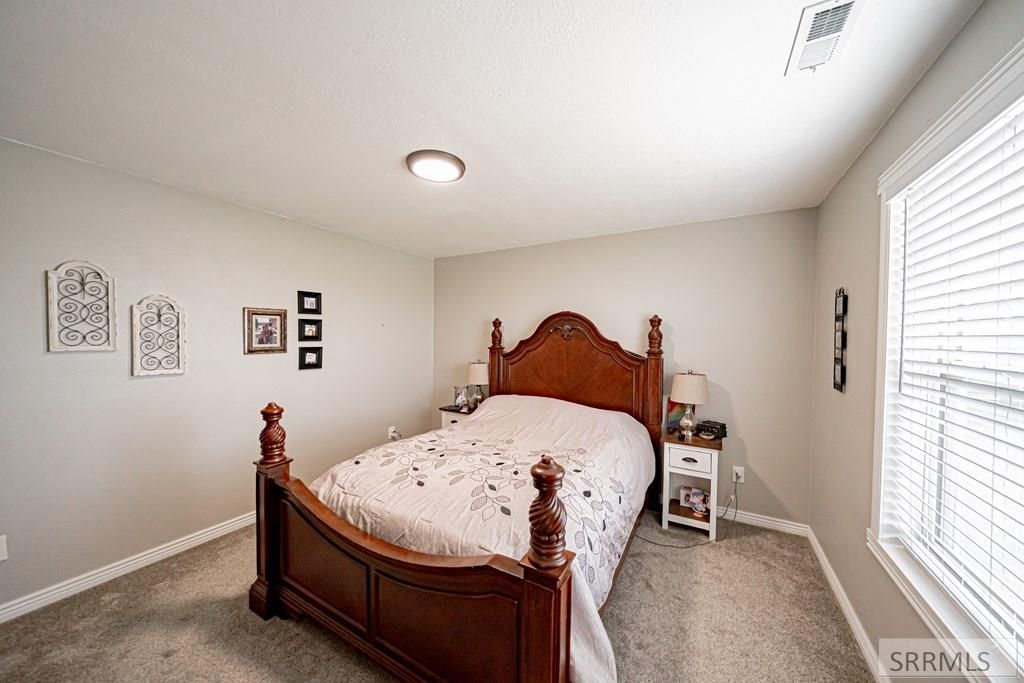 Image 28 of property listing at 1036 N 1100 E, Shelley, ID 83274