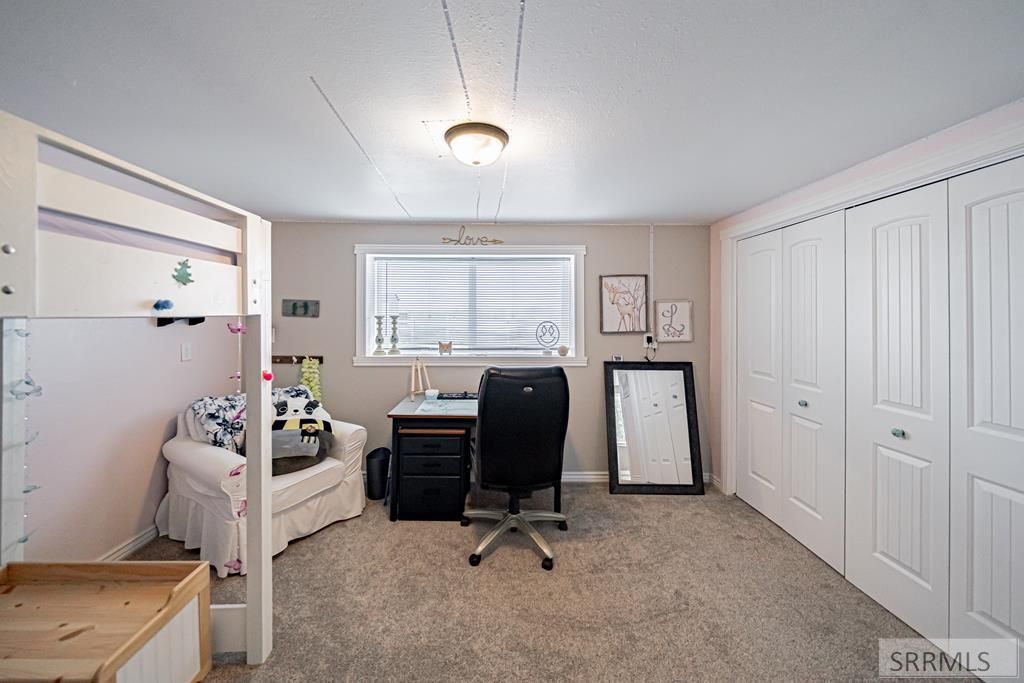 Image 60 of property listing at 1036 N 1100 E, Shelley, ID 83274