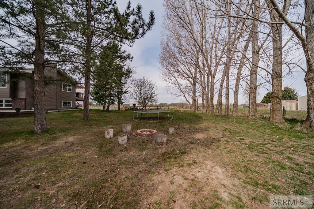 Image 84 of property listing at 1036 N 1100 E, Shelley, ID 83274