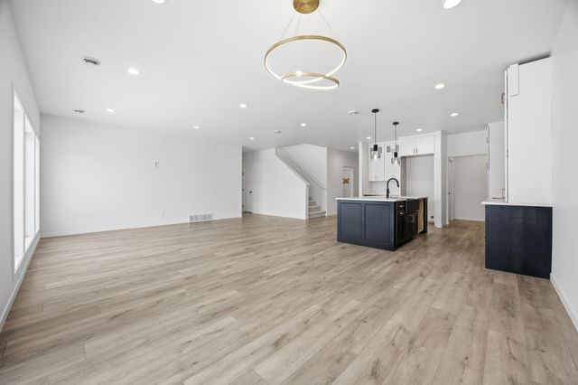 3296 Timber Creek Circle S, Fargo, ND 58104