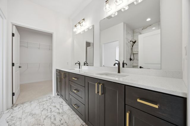 3296 Timber Creek Circle S, Fargo, ND 58104