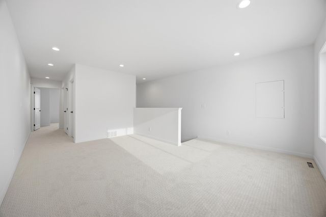 3296 Timber Creek Circle S, Fargo, ND 58104