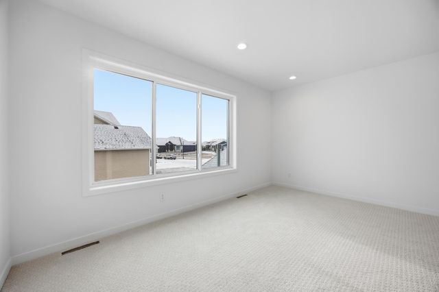 3296 Timber Creek Circle S, Fargo, ND 58104